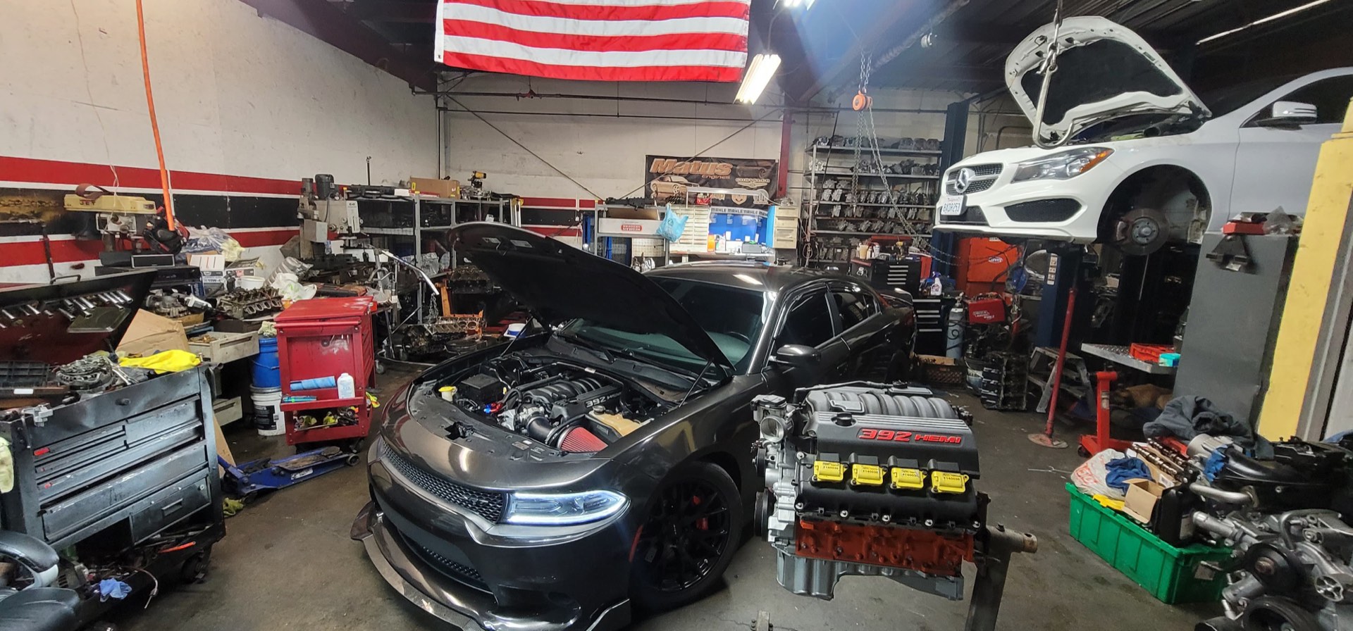 Taller real de Matus Engines en 1876 Firestone Blvd, Los Angeles - reconstrucción de motores Stock OEM